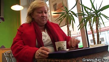 Allemand outrageusement Domina mature allemande porno 1