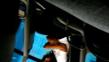 Baise anale sur la plage porno français rétro