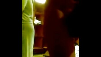 Sara sort ouvertement en avouant son porno french anal envie de frotter Rebel
