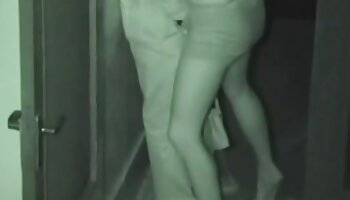Horny BF enfonce sa bite géante dans le trou du films pornographiques français cul d'une ado