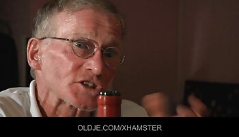 pinay porno français en famille femme deepthroat homme-viande