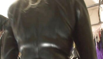 Blonde secoue porno français mamie très bien le cul et se fait baiser