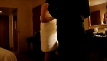 Vinna Reed utilise sa porno masturbation française chatte pour payer des services