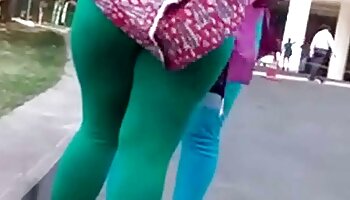 Un garçon aide une MILF dodue à se détendre avec sa film prno francais bite