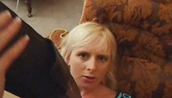 La blonde viol francais porno hardcore Alexis Golden apprend à Kenzi Marie comment s'attarder sur une énorme bite