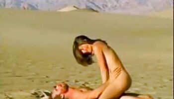 Une blonde maigre fait une éjac film porno français ancien faciale