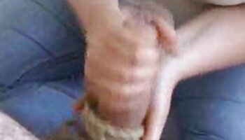 Jusqu'à son trio porno français dos jusqu'à son dos