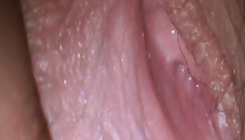 Sexy Princess Donna ligotée, masturbation bâillonnée et clouée un film porno français