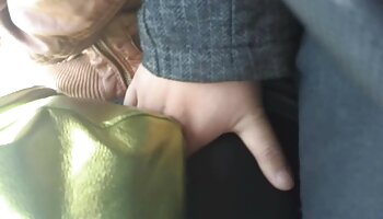 Une hôtesse de l'air latina se fait ramoner la chatte au prêteur sur gages porno français vieille